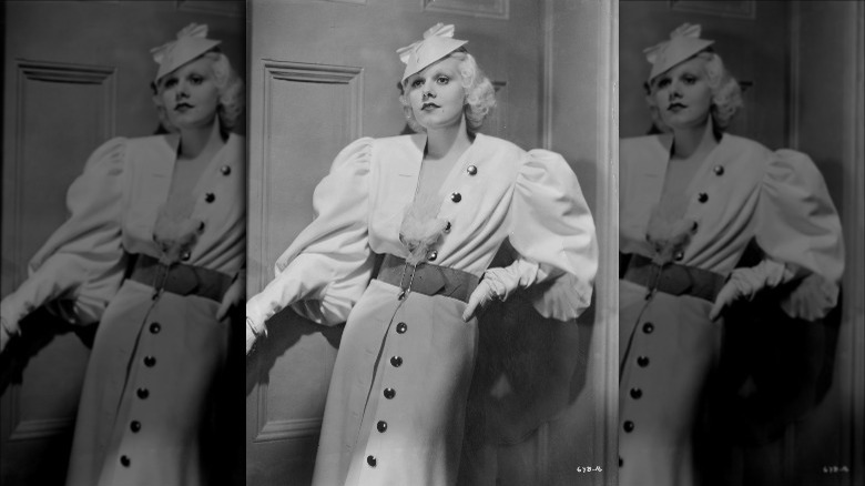 Jean Harlow posing