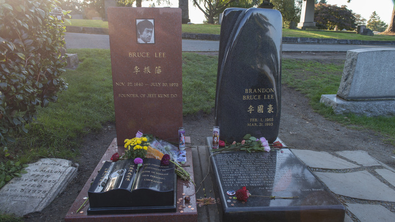 Buce and Brandon Lee headstones