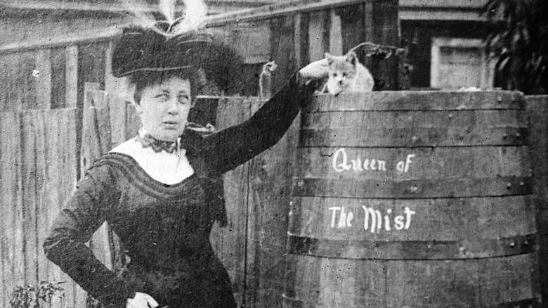 Annie Edson Taylor, cat, and barrel