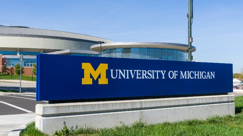 University of Michigan blue sign