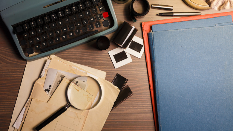 investigator's desk