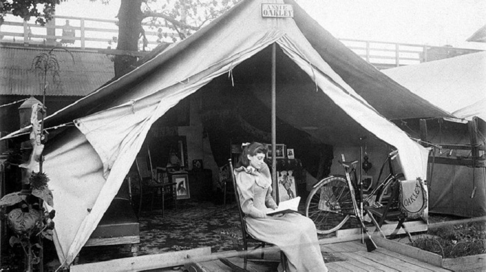 Annie Oakley with long hair