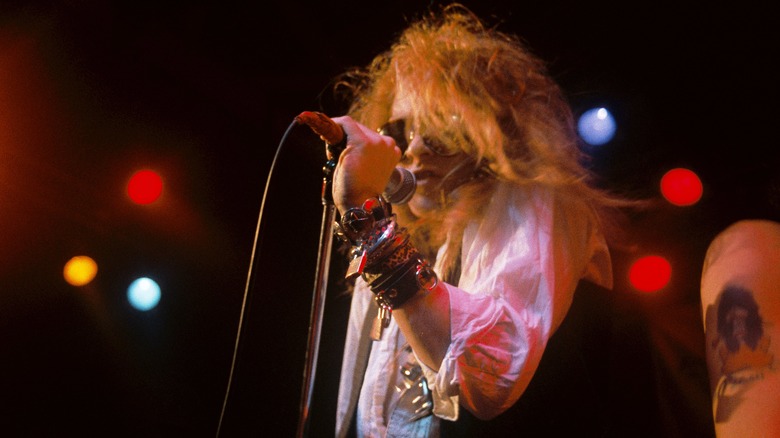 Axl Rose singing at the Troubadour in 1986