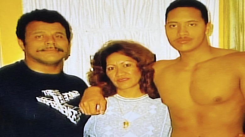 Dwayne Johnson with his parents