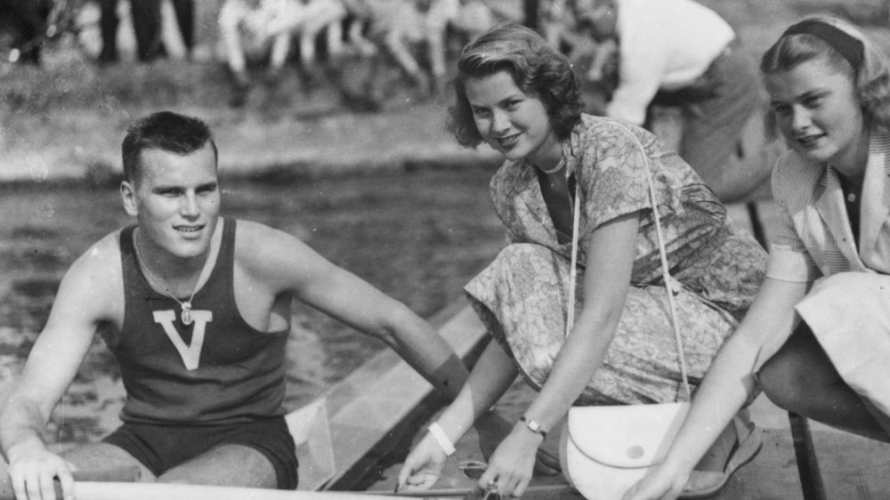 Young Grace Kelly with brother John Jr. and sister Lizanne.