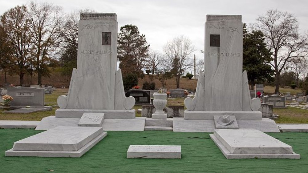 Hank and Audrey Williams grave