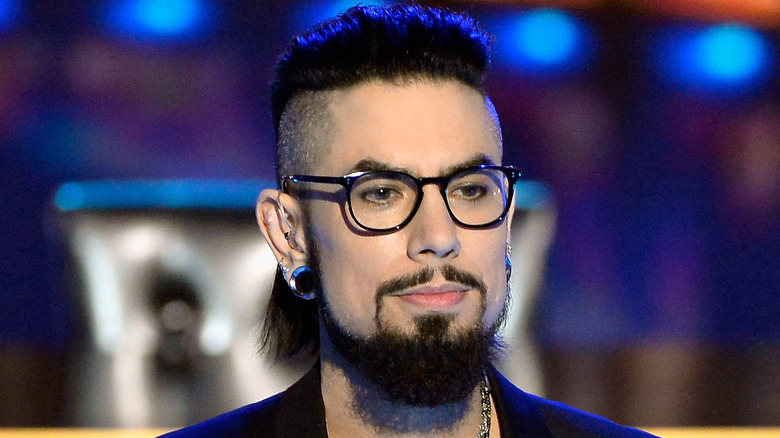 dave navarro serious glasses