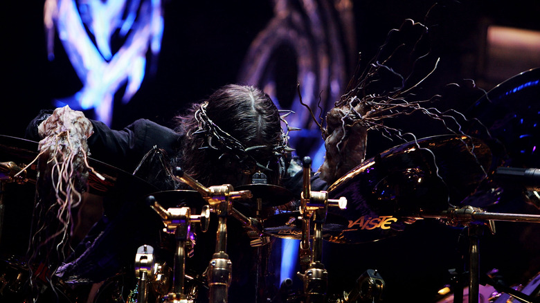 Joey Jordison behind a drum kit