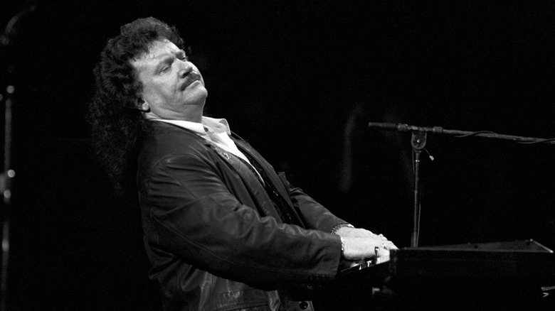 Billy Powell playing piano