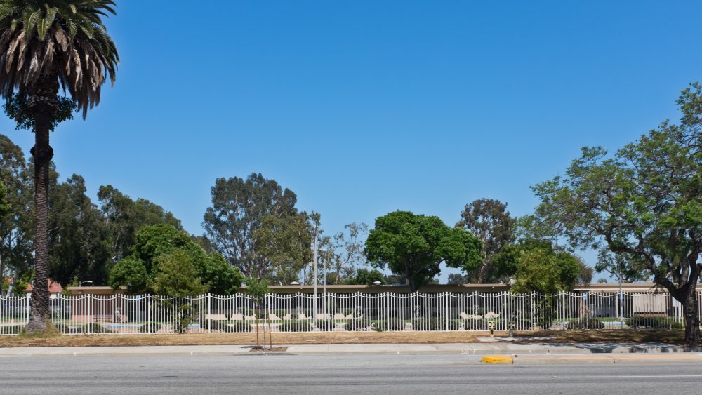 The Metropolitan Psychiatric Hospital viewed from Norwalk Bvld, in Norwalk, California USA by Northwalker