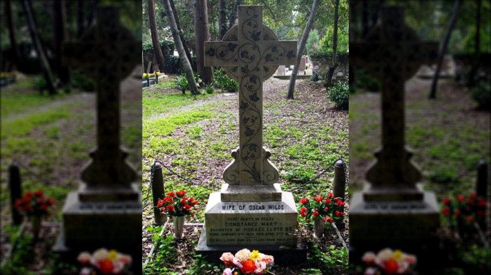 Tomb of Constance Lloyd