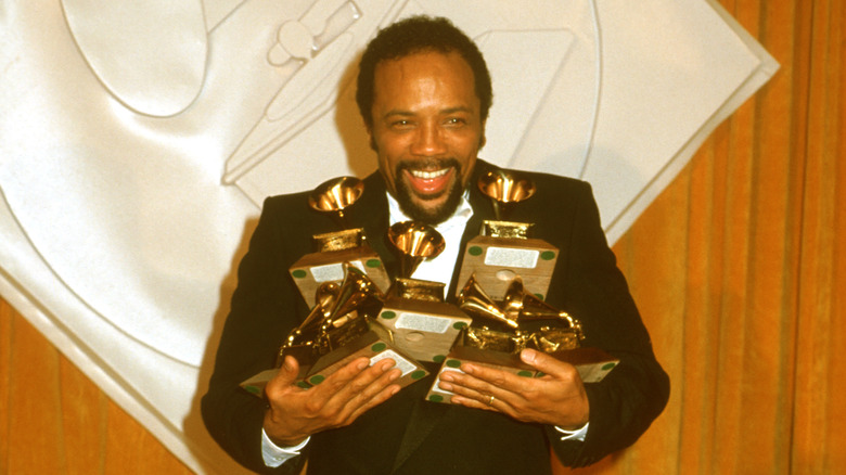 Quincy Jones with Grammys in 1991