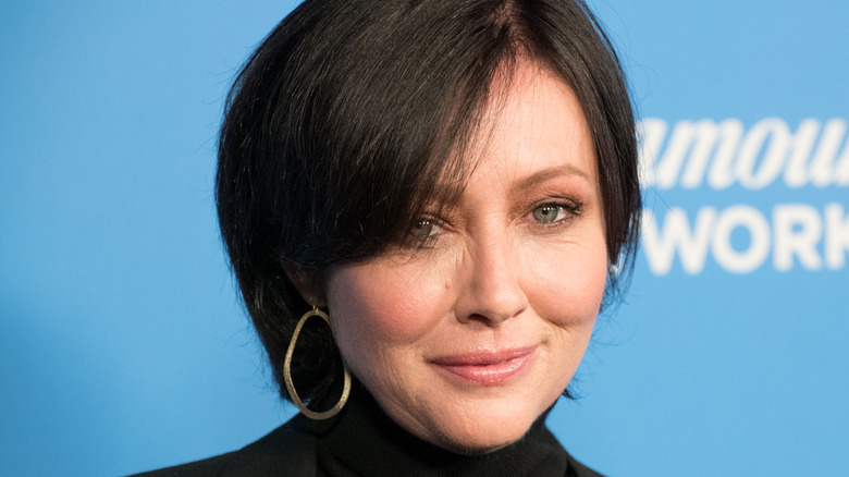 Shannen Doherty bangs