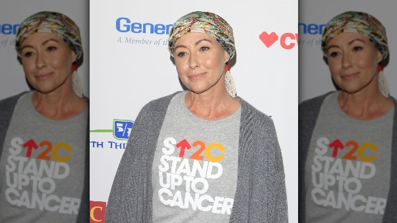 Shannen Doherty headscarf standing cancer fundraiser