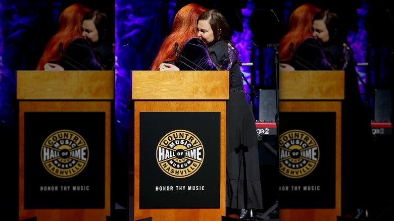 nductee Wynonna Judd and Ashley Judd speak onstage for the class of 2021 medallion ceremony at Country Music Hall of Fame and Museum on May 01, 2022 in Nashville, Tennessee