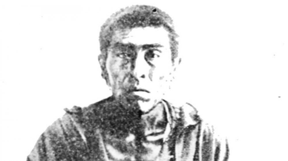 Ishi the last of the Yahi tribe. From a photograph taken after his capture at Oroville, California in 1911. He is wearing a " slaughter-house apron " put on him before he was taken to town. His hair he had burned off with a firebrand, as a sign of mourning, throwing on water with his hands to keep from burning his scalp.