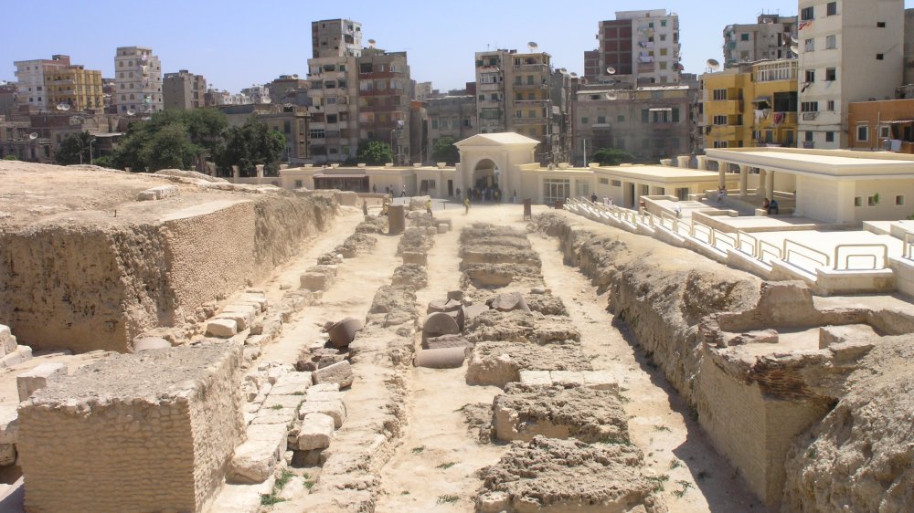 modern ruins of serapeum