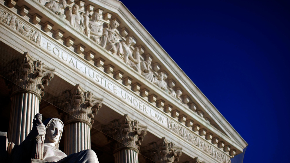 The exterior of the Supreme Court Building 