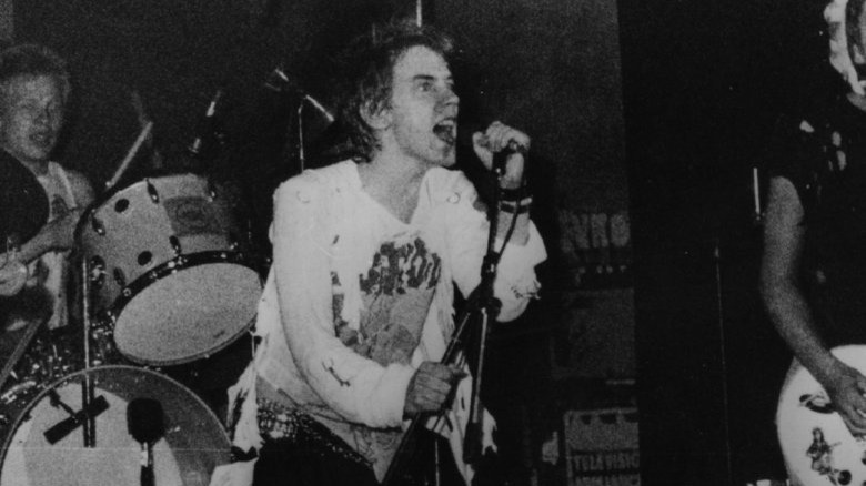 johnny rotten singing