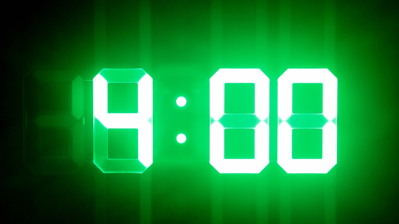 4 AM digital clock