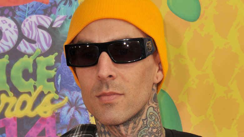 Travis Barker Blink-182 orange hat sunglasses