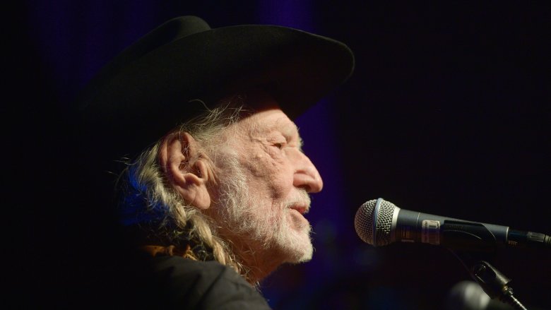 The Tragic Real Life Story Of Willie Nelson 