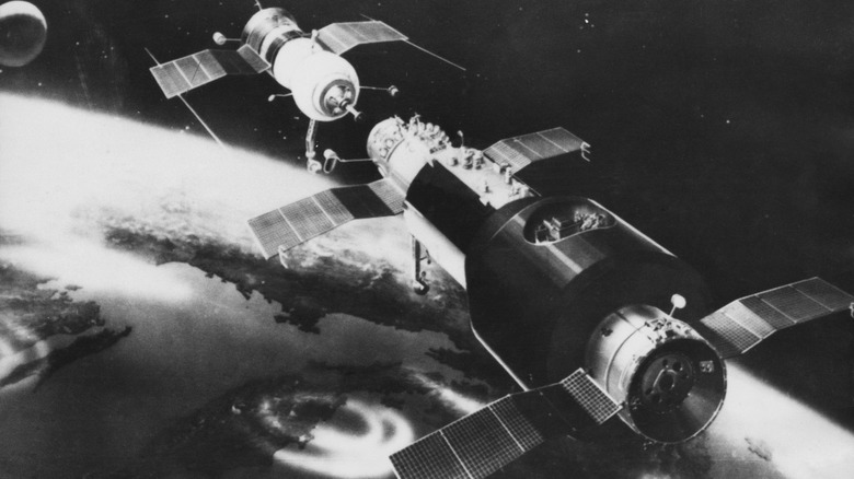 Artist's impression of Soyuz 11 docking