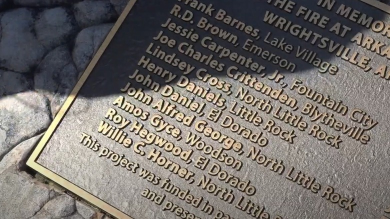 memorial plaque for the Wrightsville 21