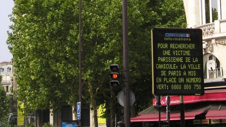 City announcement in Paris 2003