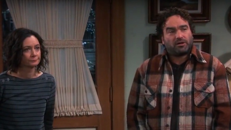 Sara Gilbert and Johnny Galecki reuniting in Roseanne reboot