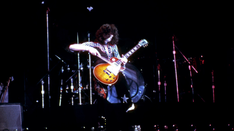 jimmy page performing