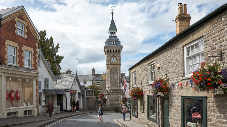 hay-on-wye clock tower