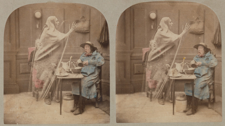 Victorian stereoscopic apparition picture