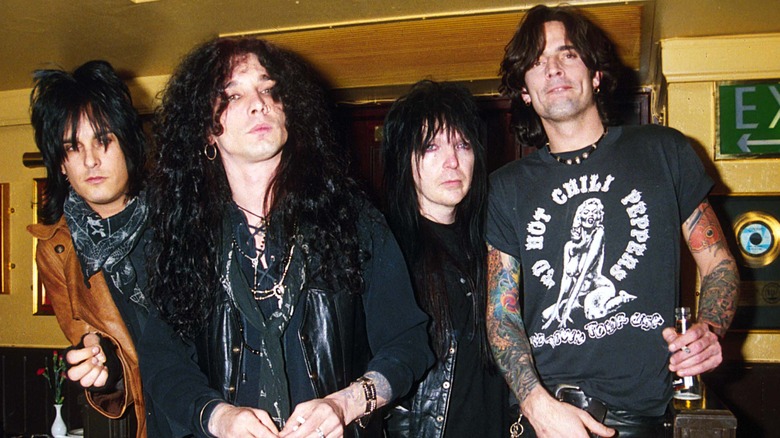 Motley Crue 1994 band photo