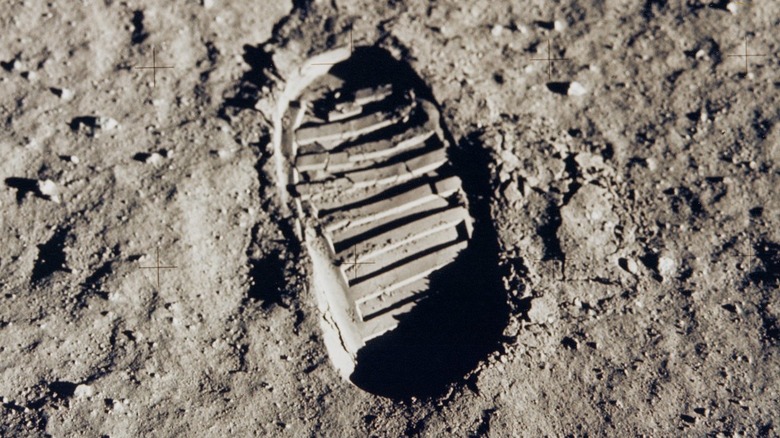 neil armstrong footprint on the moon