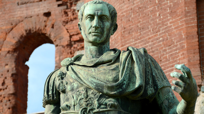 Statue of Roman leader Julius Caesar