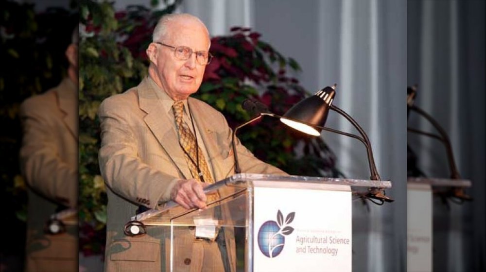 Norman Borlaug delivering a speech