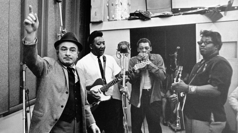 Little Walter records with Chess Records