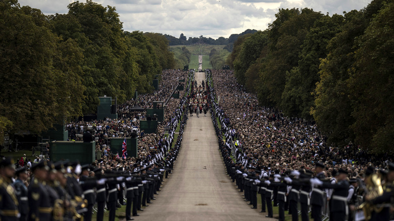 Queen Elizabeth funeral procession