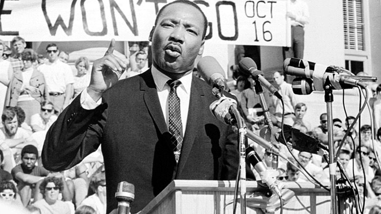 Martin Luther King delivering speech