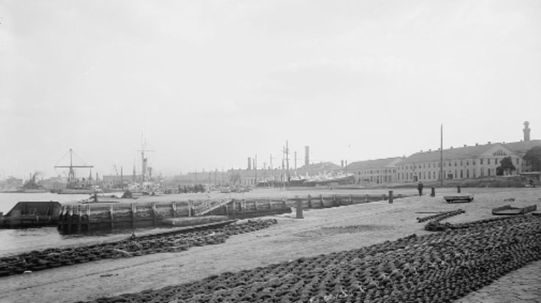 Brooklyn Docks Navy Yard with ships