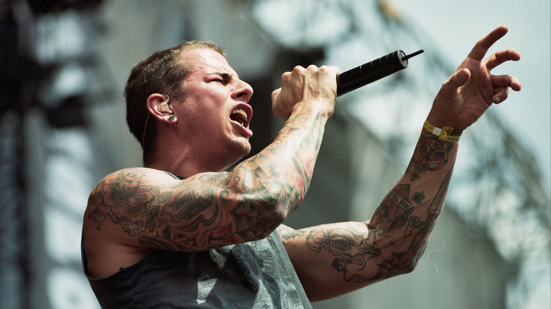 M. Shadows singing