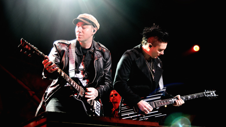 Zacky Vengeance Synyster Gates playing guitar