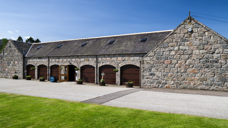 Royal Lochnagar distillery