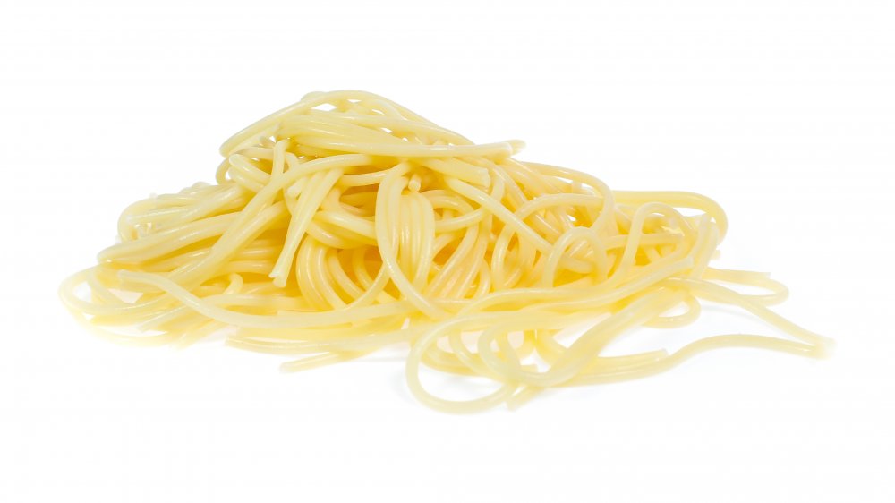 Spaghetti noodles, black hole