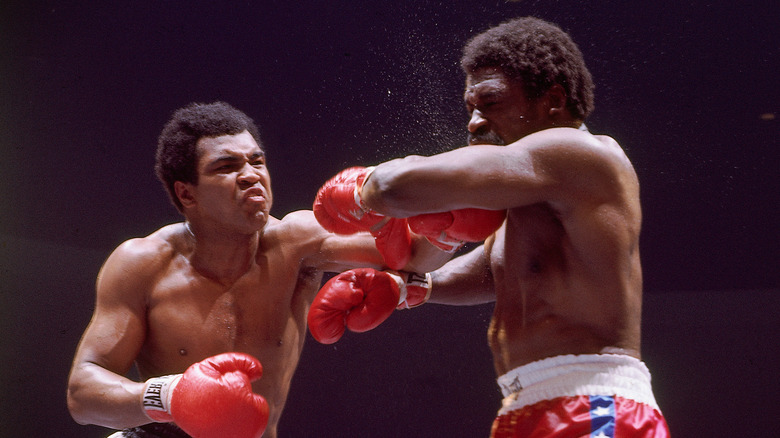 Muhammed Ali boxing