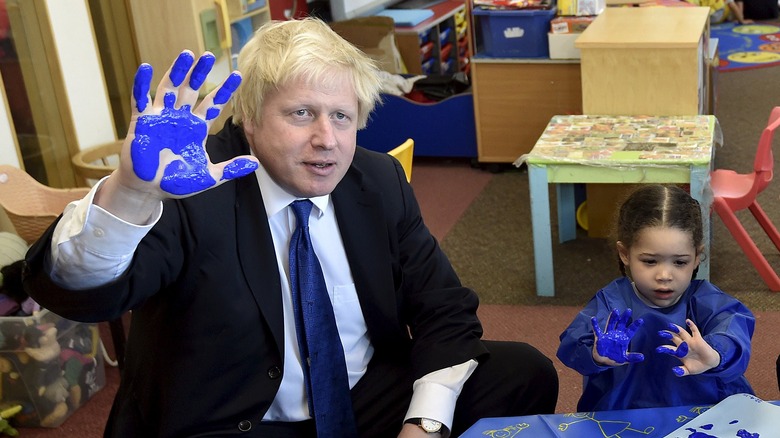 Boris Johnson paints