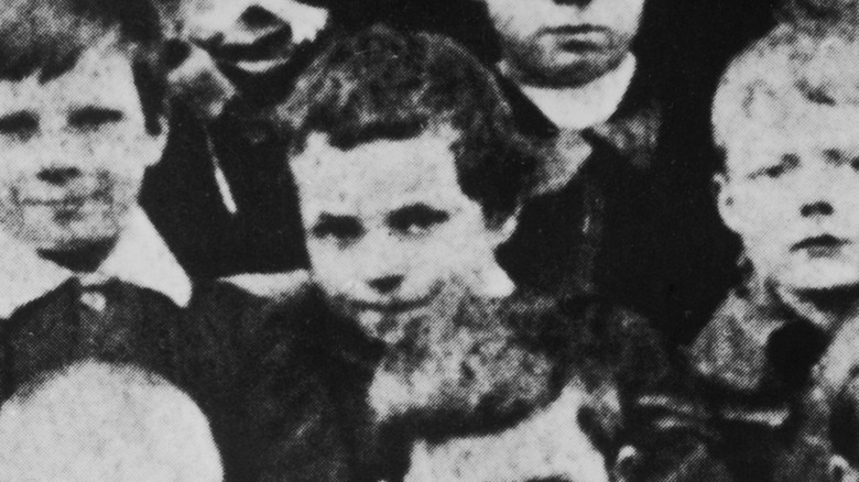 charlie chaplin as a little boy