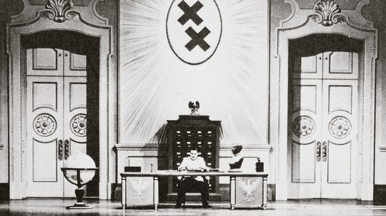 charlie chaplin in the great dictator