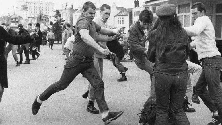 skinheads street brawl attack